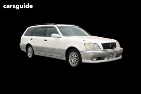 White 2000 Toyota Crown SUV
