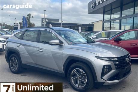 Silver 2025 Hyundai Tucson Wagon Hybrid (Fwd)