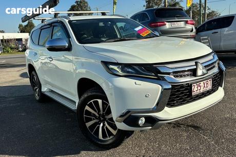 White 2016 Mitsubishi Pajero Sport Wagon Exceed (4X4) 7 Seat