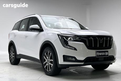 White 2024 Mahindra XUV700 Wagon Ax7L