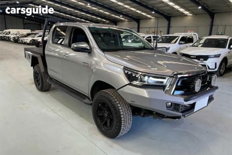 Silver 2023 Toyota Hilux Double Cab Pick Up Sr5 (4X4)