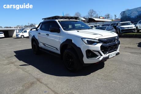White 2024 Isuzu D-MAX Crew Cab Utility Blade