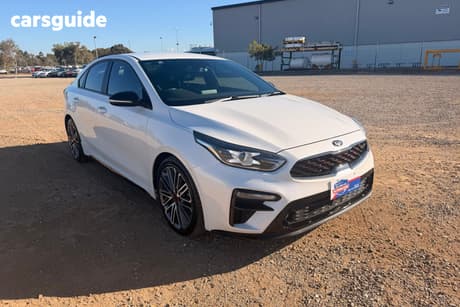 White 2021 Kia Cerato Hatchback Gt