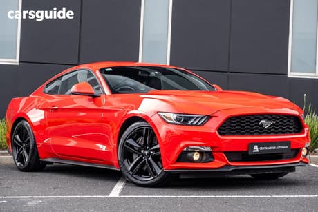 Red 2016 Ford Mustang Coupe Fastback 2.3 Gtdi