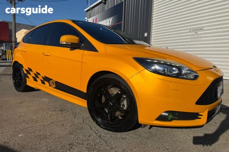 Yellow 2013 Ford Focus Hatchback St