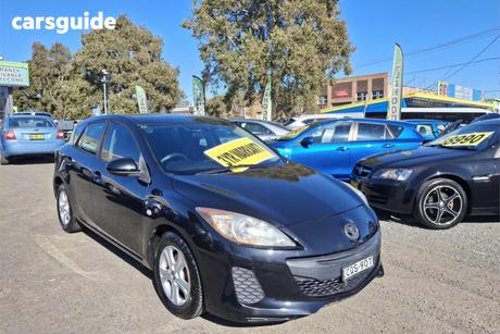 Black 2013 Mazda 3 Hatchback Neo