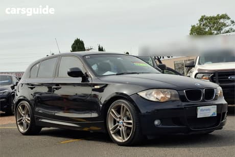 Black 2011 BMW 1 Hatch 118I R