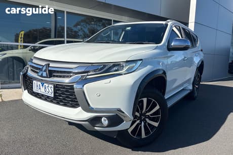 White 2016 Mitsubishi Pajero Sport Wagon Exceed (4X4)