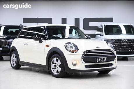 White 2014 Mini One Hatch