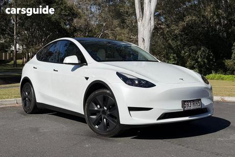 White 2024 Tesla Model Y Wagon Rear-Wheel Drive