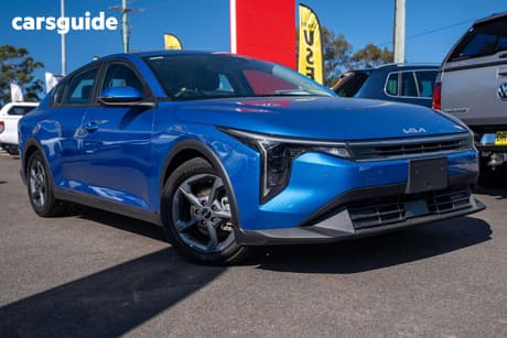 Blue 2024 Kia K4 Sedan S