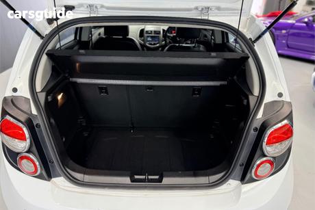 White 2014 Holden Barina Hatchback Cdx