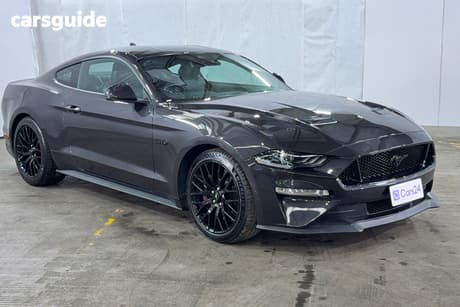 White 2022 Ford Mustang Fastback Gt 5.0 V8