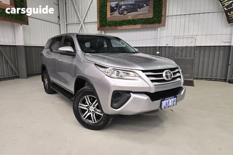 Silver 2019 Toyota Fortuner Wagon Gx