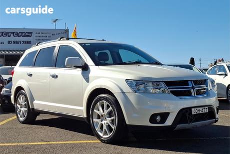 White 2013 Dodge Journey Wagon R/T