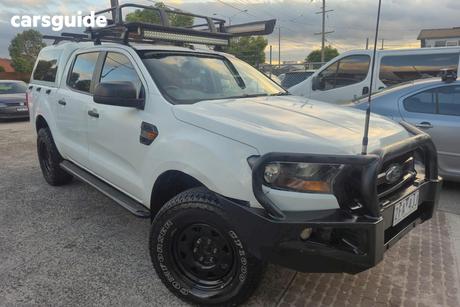 White 2015 Ford Ranger Crew Cab Chassis Xl 3.2 (4X4)