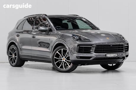 Grey 2019 Porsche Cayenne Wagon