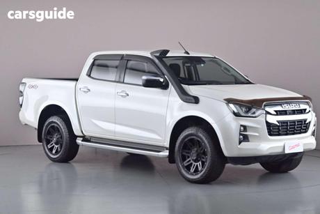 White 2022 Isuzu D-MAX Crew Cab Chassis Ls-U (4X4)