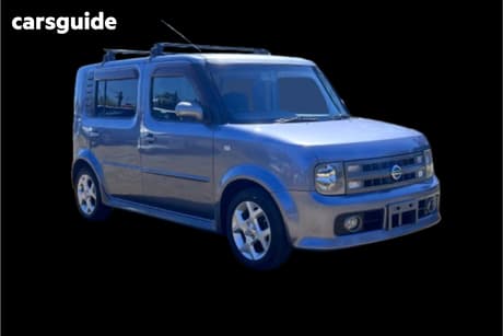 Purple 2004 Nissan Cube Wagon
