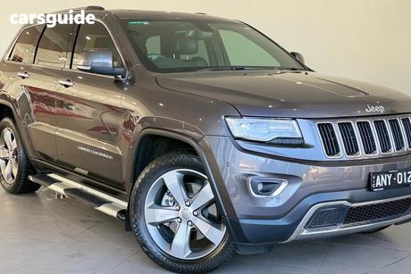 Black 2017 Jeep Grand Cherokee SUV LIMITED