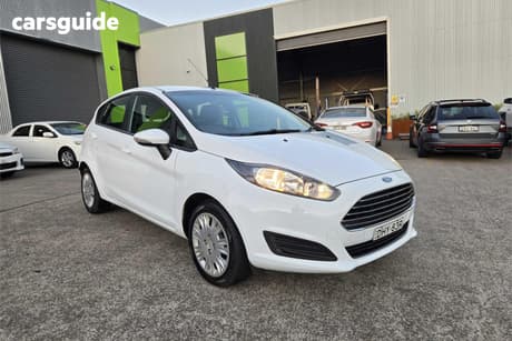 White 2016 Ford Fiesta Hatchback Ambiente
