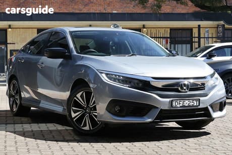 Silver 2016 Honda Civic Sedan Vti-Lx