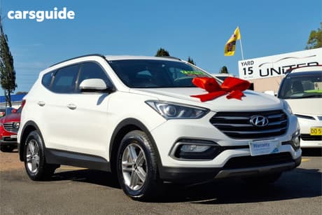 White 2016 Hyundai Santa FE Wagon Active Crdi (4X4)