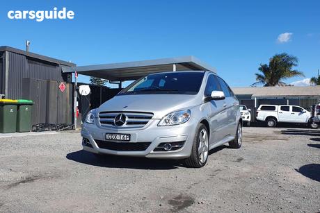 Silver 2011 Mercedes-Benz B180 Hatchback Cdi