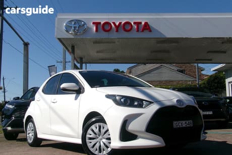 White 2021 Toyota Yaris Hatchback Ascent Sport
