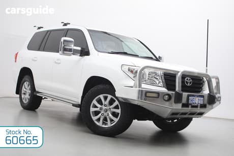 White 2014 Toyota Landcruiser Wagon Gxl (4X4)
