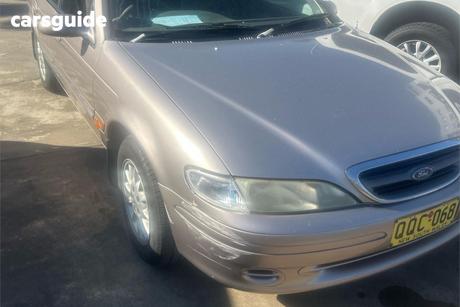 Grey 1996 Ford Fairmont Sedan Ghia