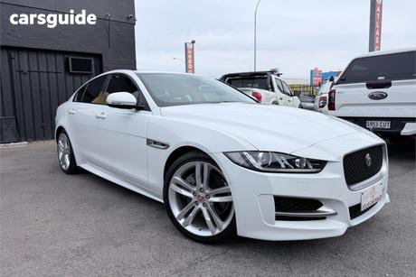 White 2019 Jaguar XE Sedan 20T (147Kw) R-Sport