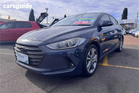 Blue 2016 Hyundai Elantra Sedan Elite 2.0 Mpi