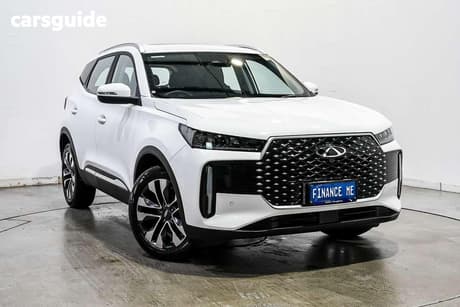 White 2025 Chery Tiggo 4 Wagon Ultimate