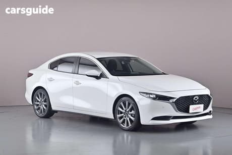 White 2021 Mazda 3 Sedan G20 Evolve Vision