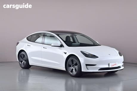 White 2022 Tesla Model 3 Sedan Rear-Wheel Drive