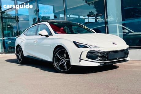 White 2026 MG Mg7 Sedan Essence