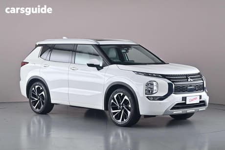 White 2022 Mitsubishi Outlander Wagon Exceed 7 Seat (Awd)