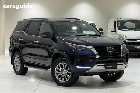 Blue 2020 Toyota Fortuner Wagon Crusade