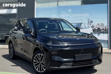 Black 2026 Leapmotor B10 SUV DESIGN LR R