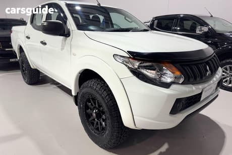 White 2018 Mitsubishi Triton Dual Cab Utility Glx (4X4)
