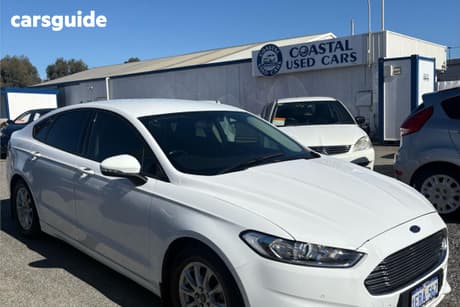 White 2015 Ford Mondeo Hatchback Ambiente Tdci