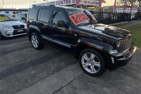 Black 2012 Jeep Cherokee Wagon Limited (4X2)