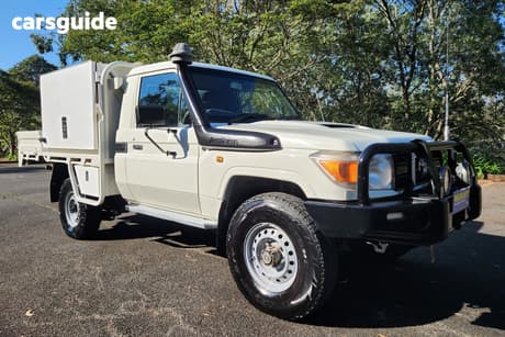 White 2017 Toyota Landcruiser Cab Chassis Workmate (4X4)