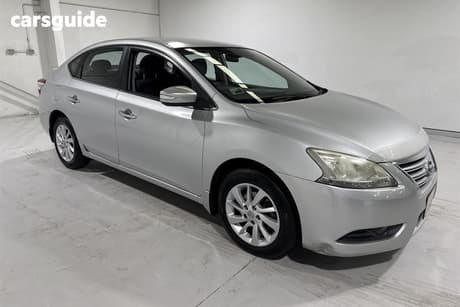 Silver 2013 Nissan Pulsar Sedan St-L