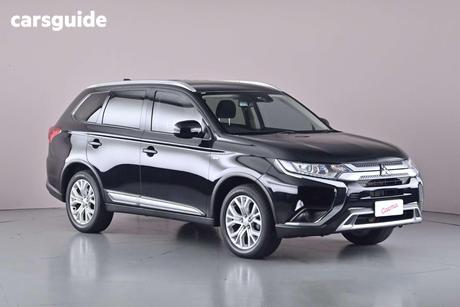 Black 2020 Mitsubishi Outlander Wagon Es Adas 5 Seat (2Wd)