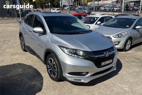 Silver 2015 Honda HR-V Wagon Vti-L