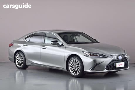 Silver 2020 Lexus ES300H Sedan Sports Luxury Blk Mts (Hybrid)