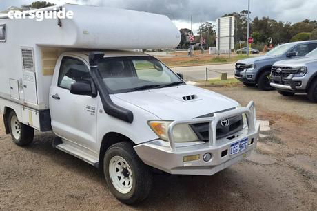 White 2007 Toyota Hilux Cab Chassis Sr (4X4)