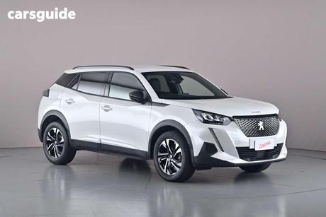 White 2022 Peugeot 2008 Wagon Allure